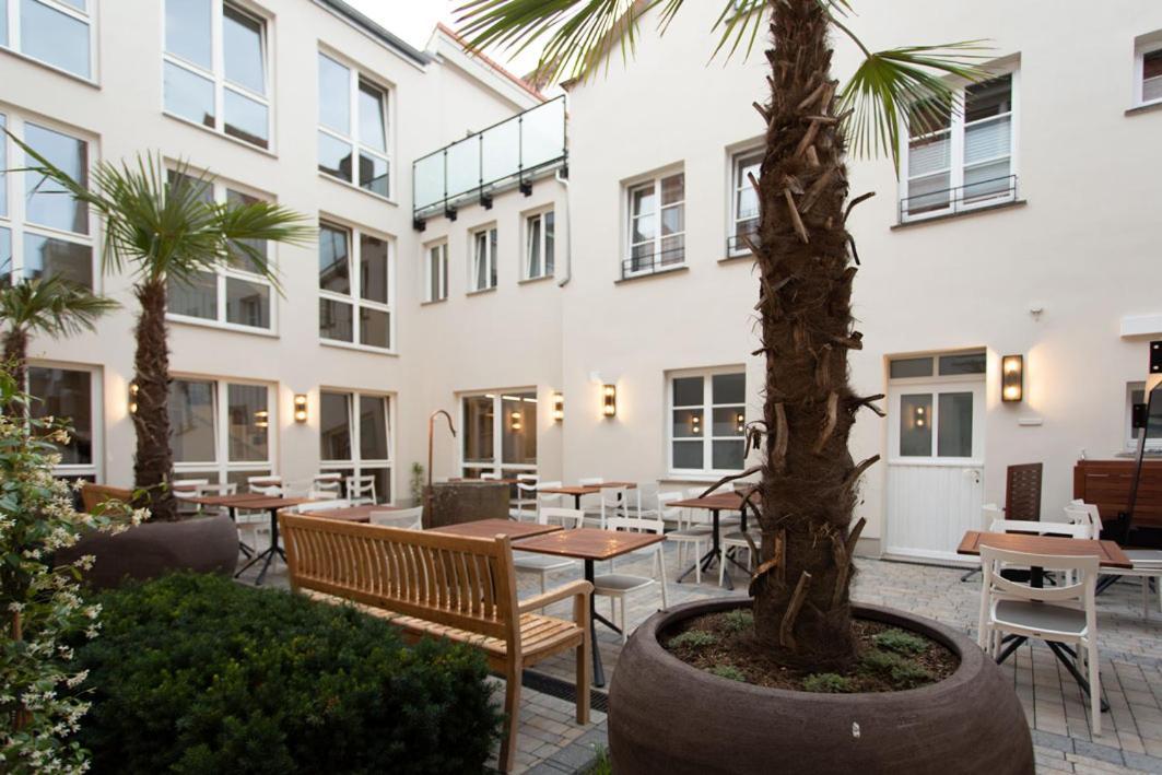 Hotel Tuchhaus Volkach Bagian luar foto
