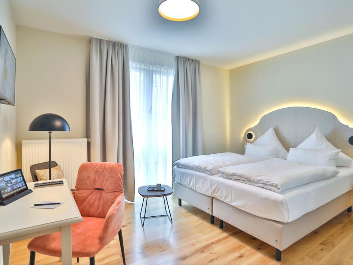 Hotel Tuchhaus Volkach Bagian luar foto