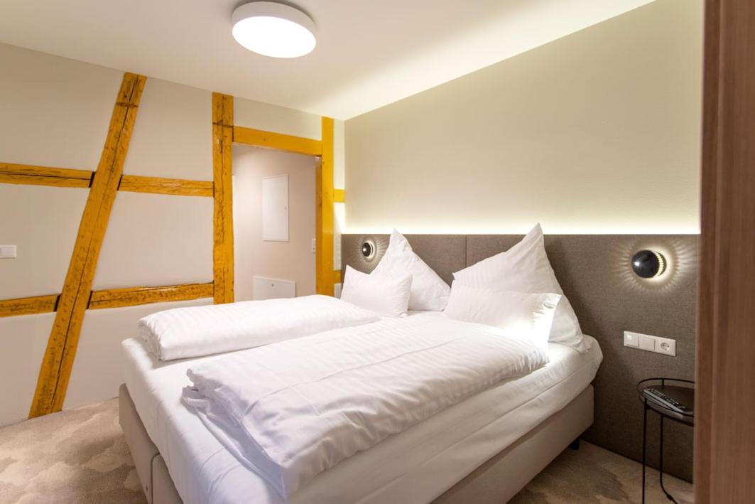 Hotel Tuchhaus Volkach Bagian luar foto