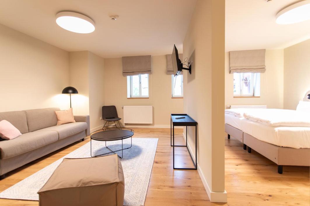 Hotel Tuchhaus Volkach Bagian luar foto
